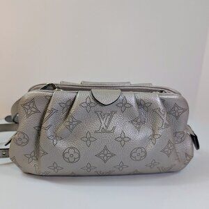 Louis Vuitton Mahina Amelia Shoulder Bag in Silver Perforated Leather